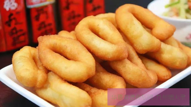 夜市焕新春:全国十大网红夜市春季限定小吃榜单第1张 夜市焕新春:全国十大网红夜市春季限定小吃榜单第1张